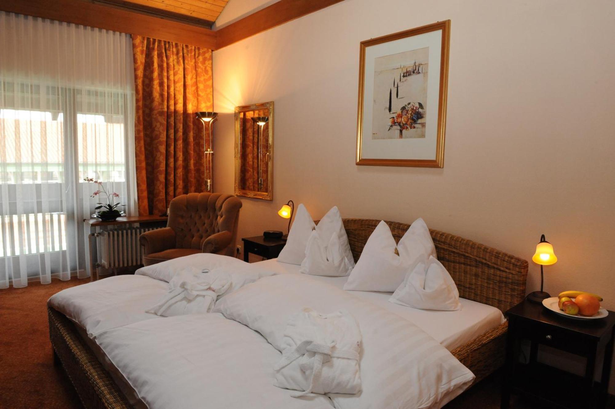 Hotel Glockenspiel Bad Griesbach  Ngoại thất bức ảnh