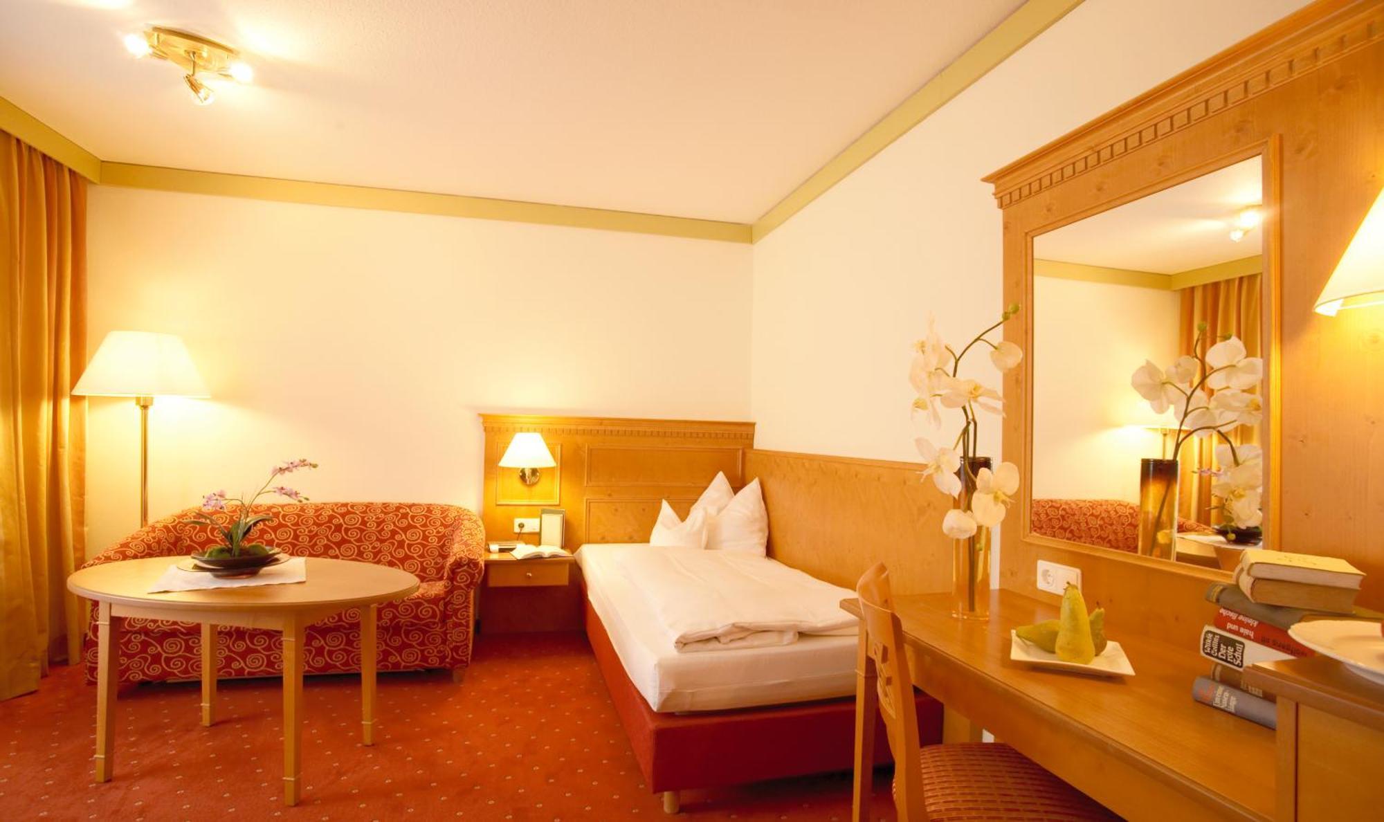 Hotel Glockenspiel Bad Griesbach  Ngoại thất bức ảnh